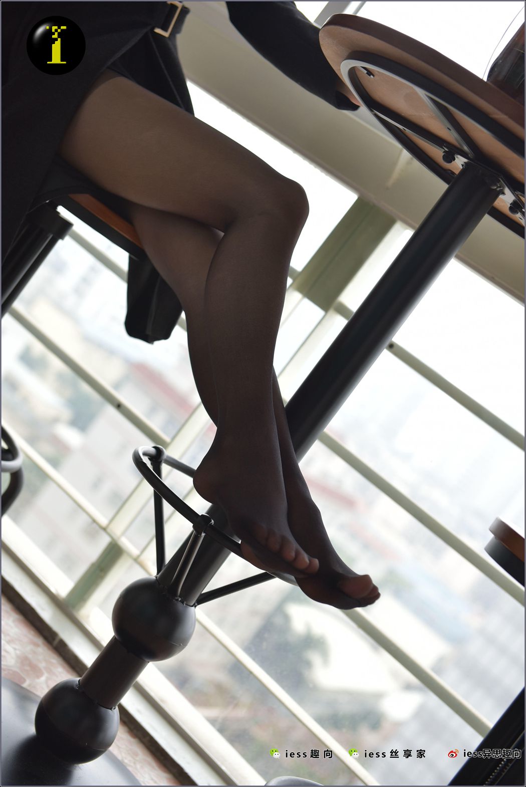 图片[10]-[IESS异思趣向] 普惠集 045 小六 – 风衣下的黑丝II 在线浏览 – 速更版-美库