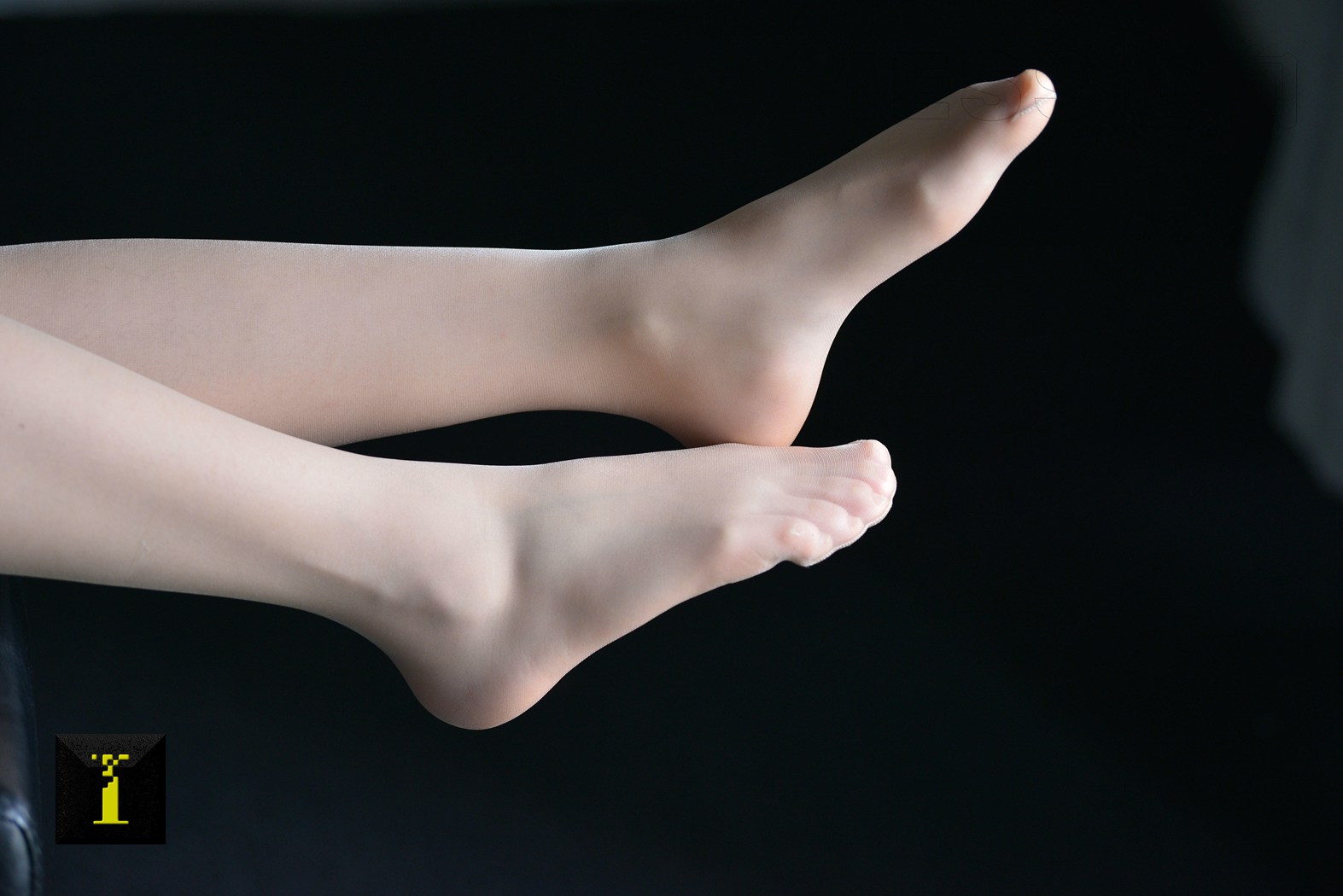 图片[45]-[IESS异思趣向] 普惠集 056-小捷 光影下的柔美（1）大特写 在线浏览 – 速更版-美库