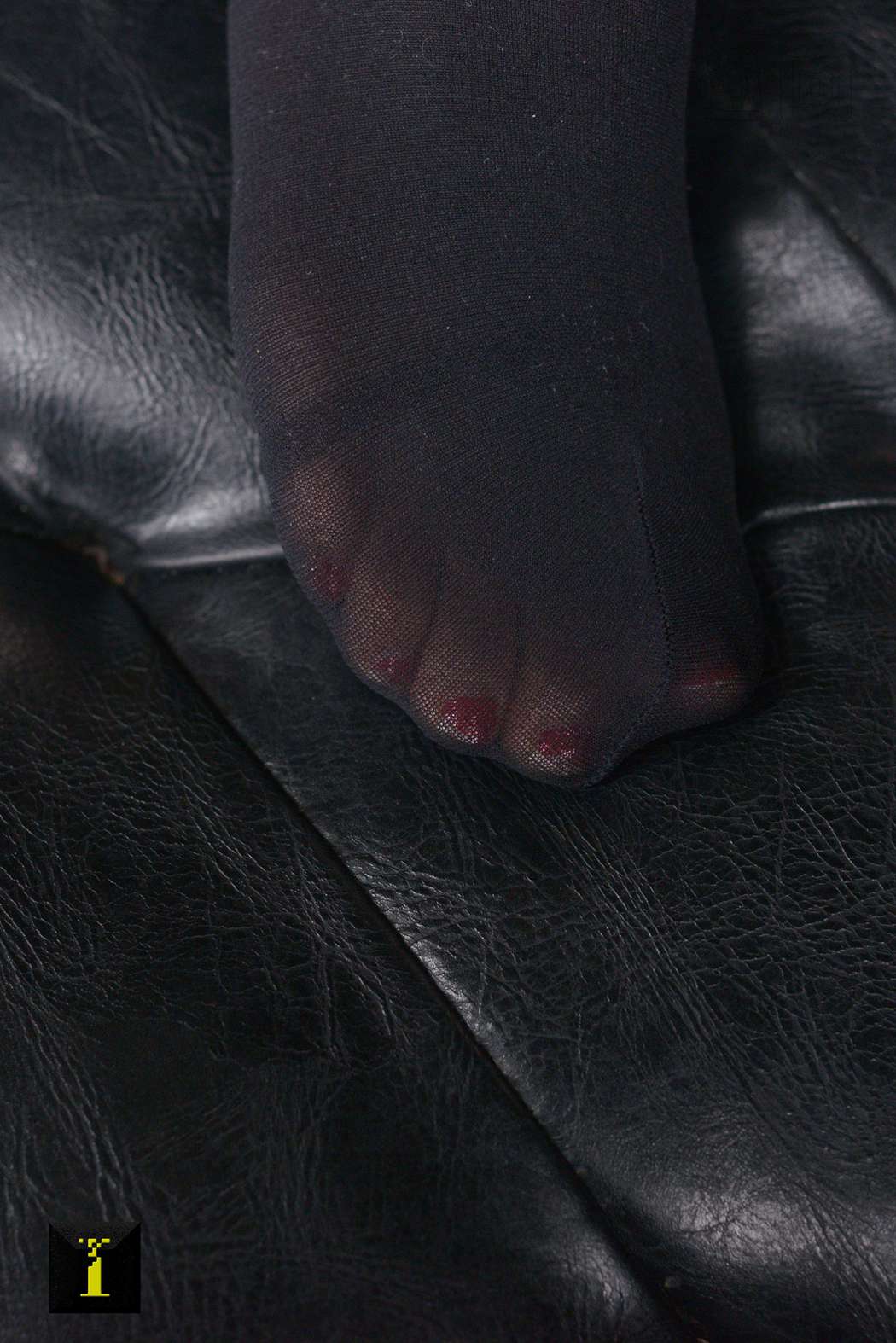 图片[23]-[IESS异思趣向] 普惠集 053-妹妹琪琪 妹妹的80D（3）丝足底 在线浏览 – 速更版-美库