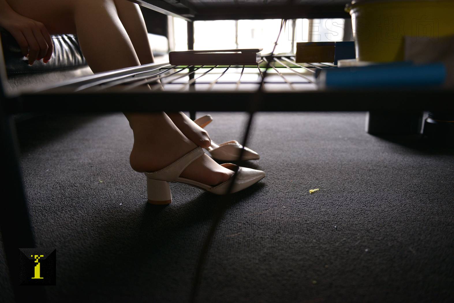 图片[17]-[IESS异思趣向] 普惠集 057-小捷 光影下的柔美（2） 在线浏览 – 速更版-美库