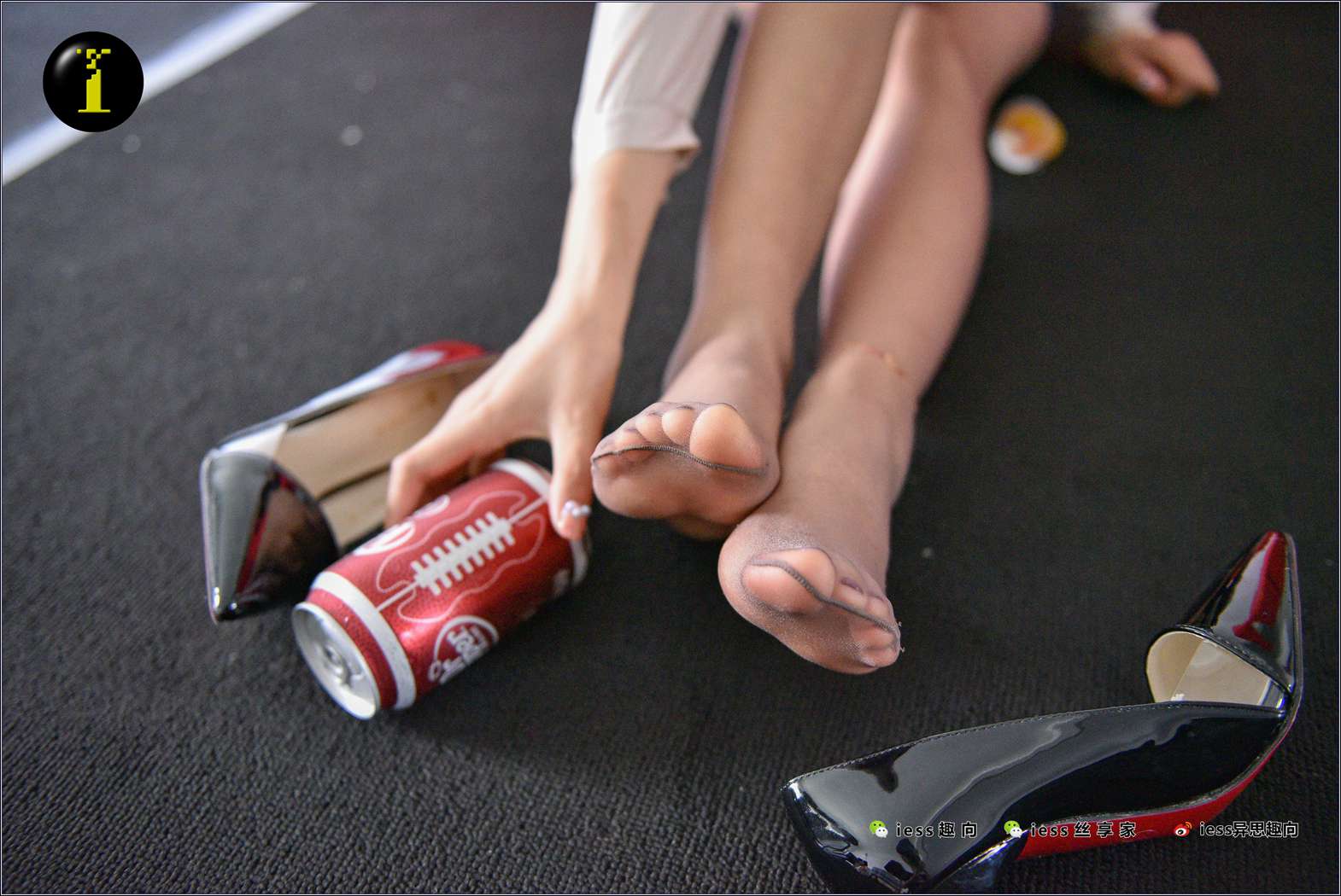 图片[24]-[IESS异思趣向] 普惠集 072 大模-夏日冰冻的34码的小脚 在线浏览 – 速更版-美库