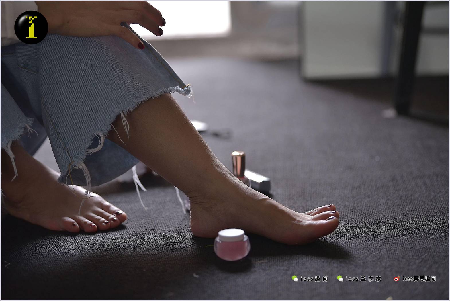 图片[50]-[IESS异思趣向] 普惠集 073 范美美-涂趾甲油 在线浏览 – 速更版-美库