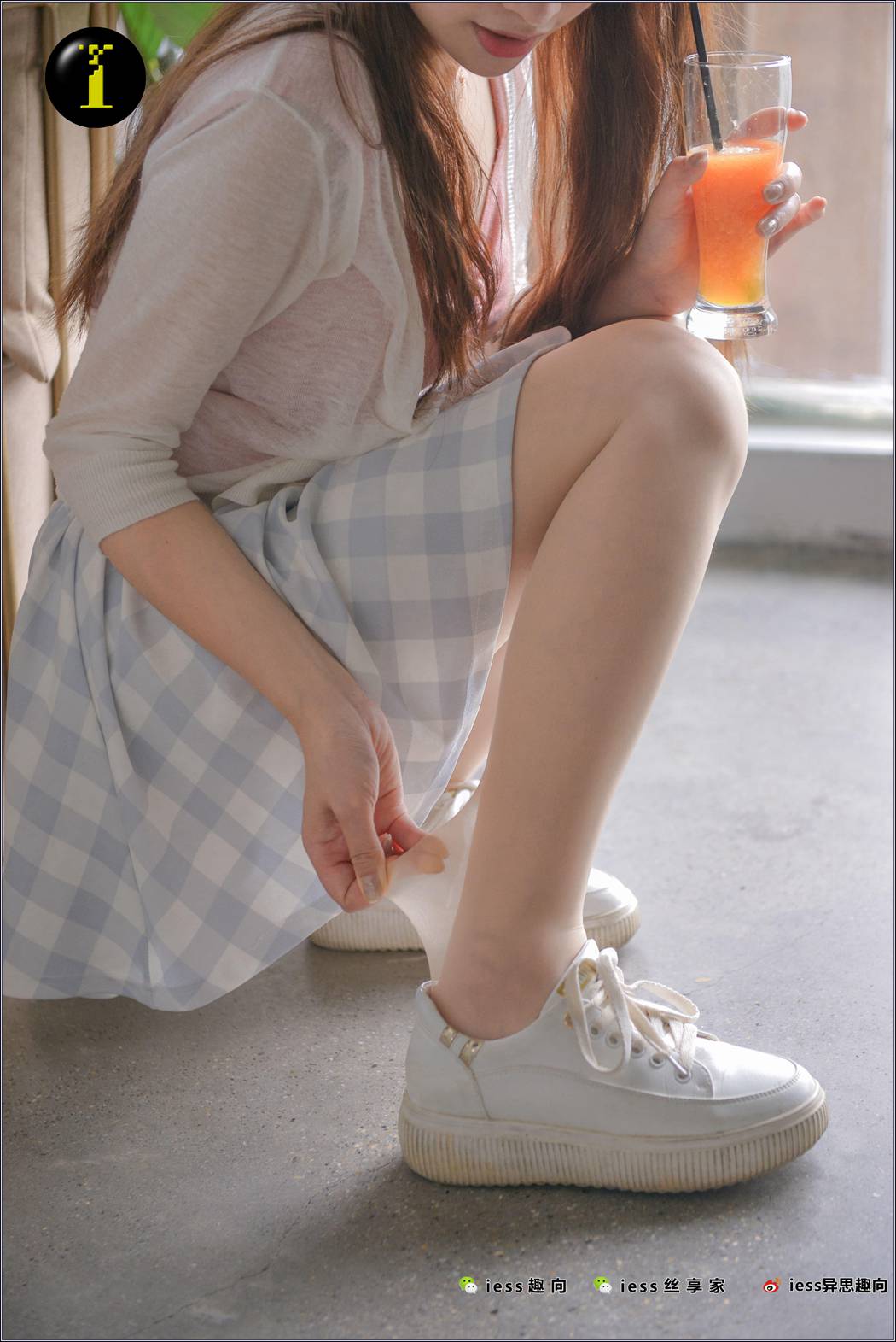 图片[54]-[IESS异思趣向] 普惠集 074 古典腿神小捷-小捷的小白鞋 在线浏览 – 速更版-美库