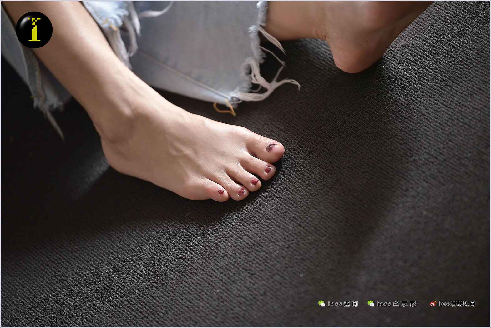 图片[33]-[IESS异思趣向] 普惠集 073 范美美-涂趾甲油 在线浏览 – 速更版-美库