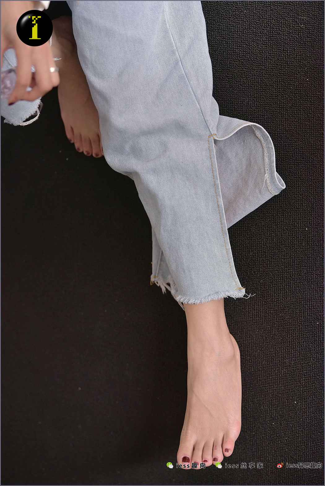 图片[25]-[IESS异思趣向] 普惠集 073 范美美-涂趾甲油 在线浏览 – 速更版-美库