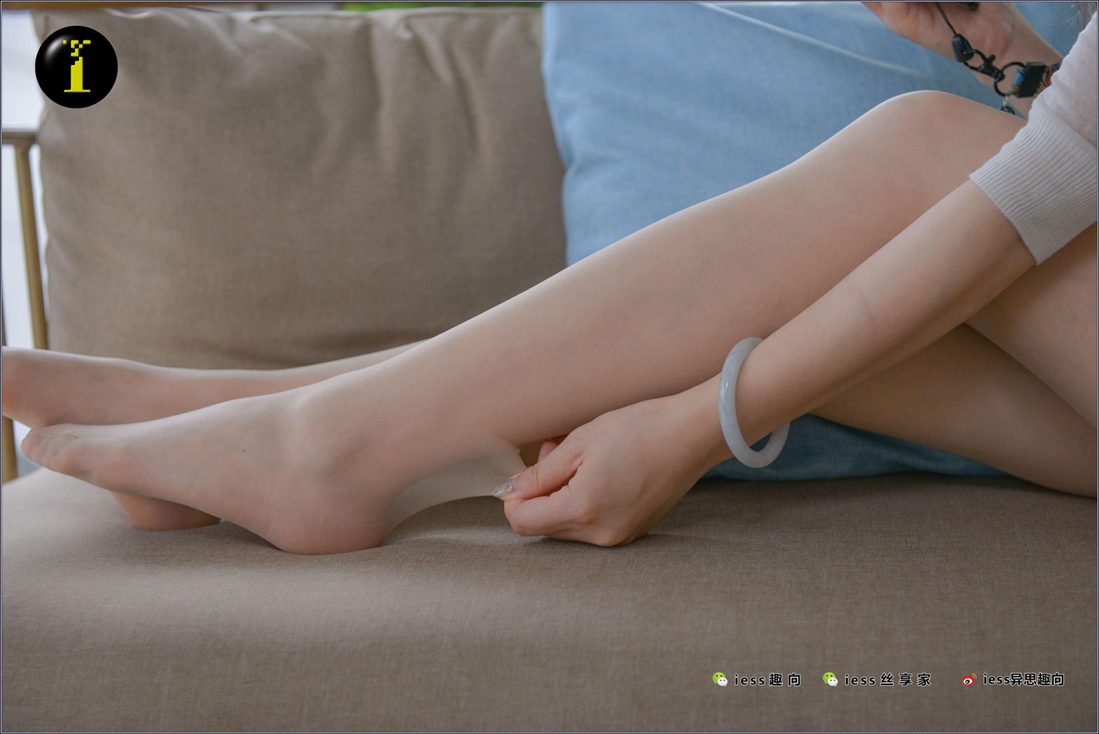 图片[10]-[IESS异思趣向] 普惠集 074 古典腿神小捷-小捷的小白鞋 在线浏览 – 速更版-美库