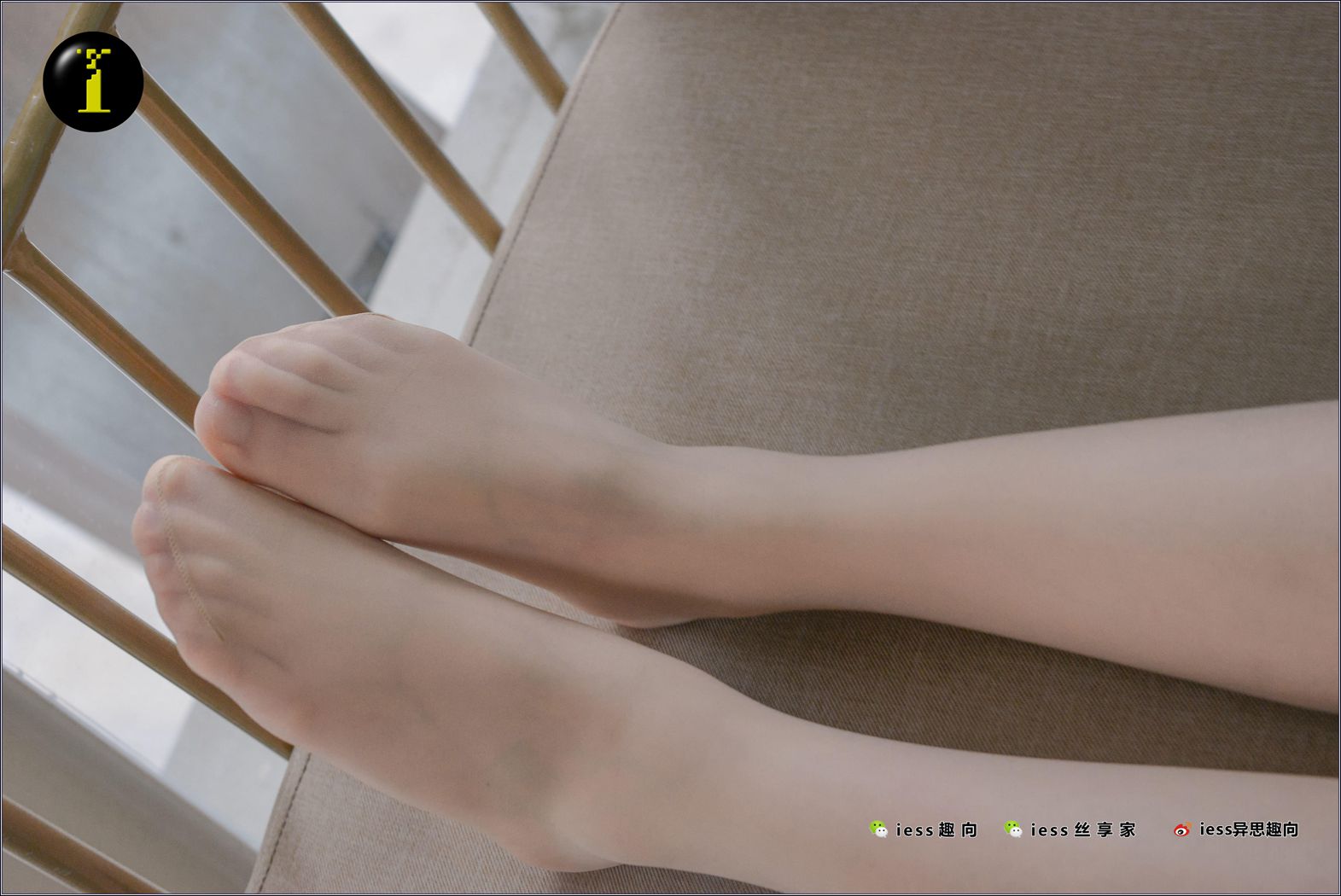 图片[90]-[IESS异思趣向] 普惠集 074 古典腿神小捷-小捷的小白鞋 在线浏览 – 速更版-美库