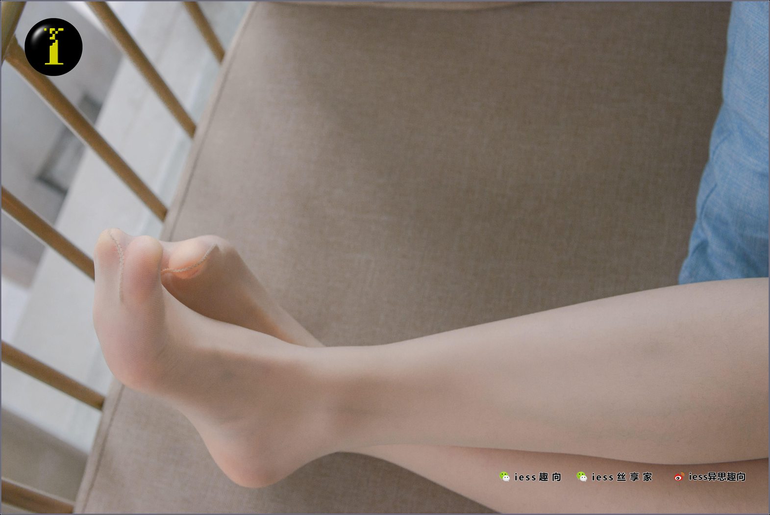 图片[86]-[IESS异思趣向] 普惠集 074 古典腿神小捷-小捷的小白鞋 在线浏览 – 速更版-美库