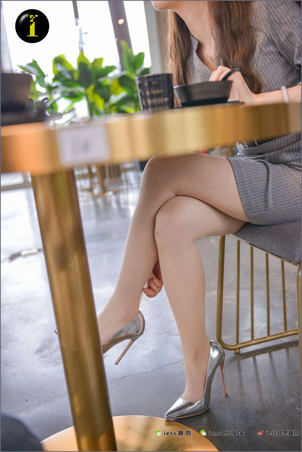 图片[47]-[IESS异思趣向] 普惠集 076 小捷 – 咖啡厅的银色高跟鞋 在线浏览 – 速更版-美库