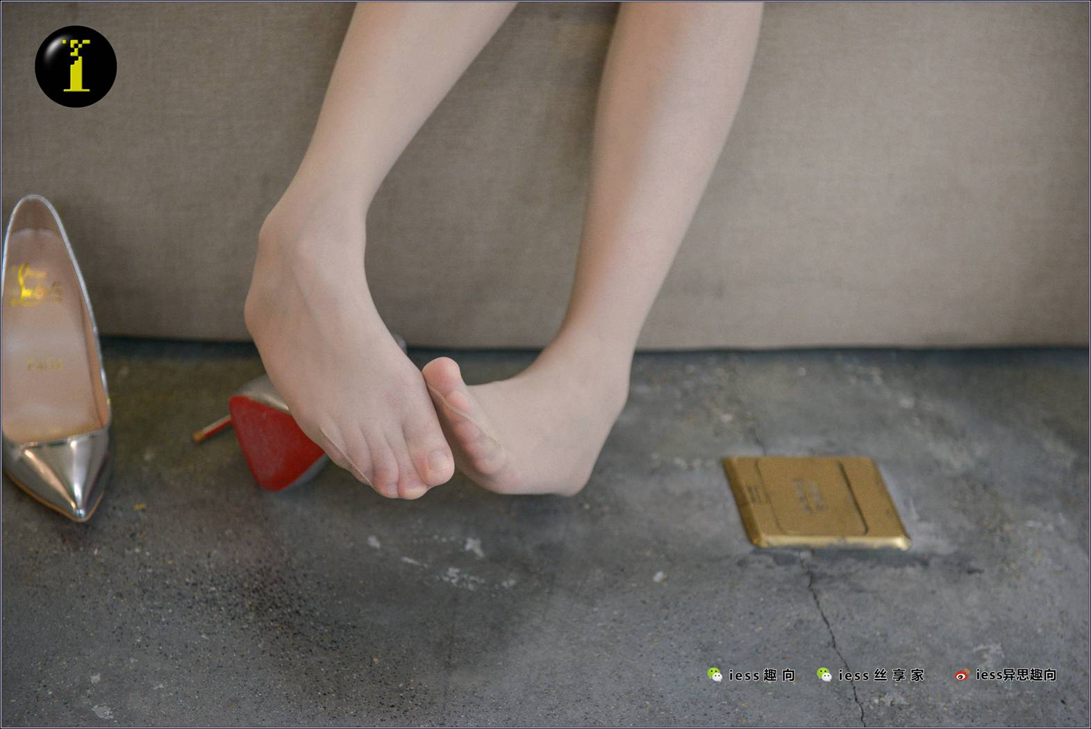 图片[54]-[IESS异思趣向] 普惠集 076 小捷 – 咖啡厅的银色高跟鞋 在线浏览 – 速更版-美库