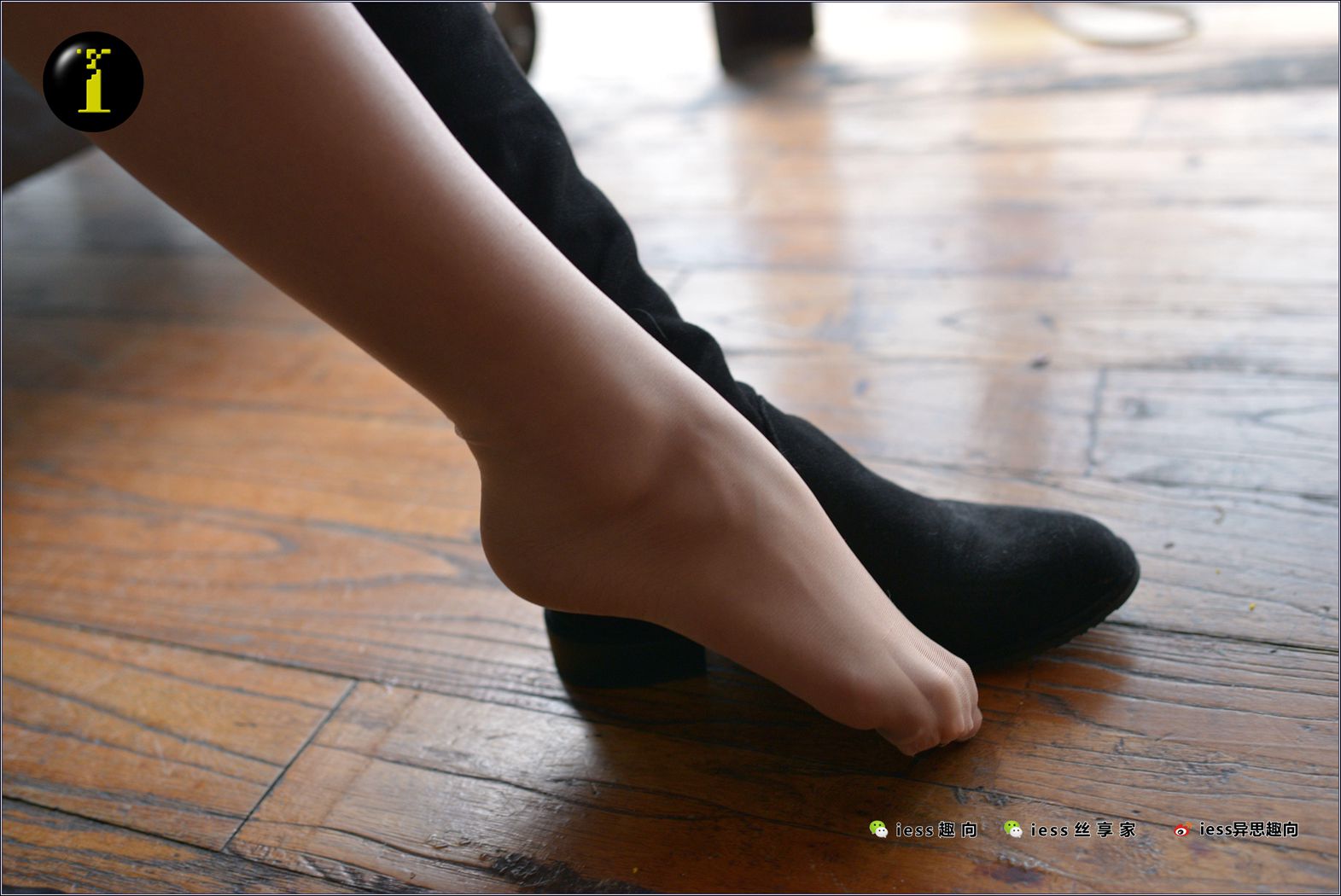 图片[29]-[IESS异思趣向] 普惠集 085-长靴的诱惑2 在线浏览 – 速更版-美库