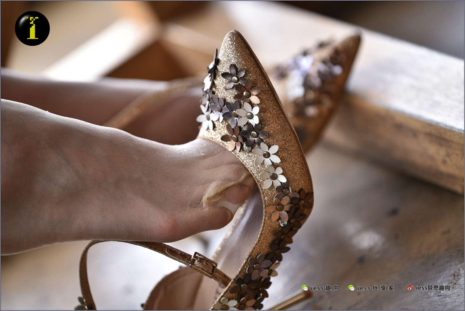 图片[26]-[IESS异思趣向] 普惠集 095-暖暖的“黄金甲” 在线浏览 – 速更版-美库