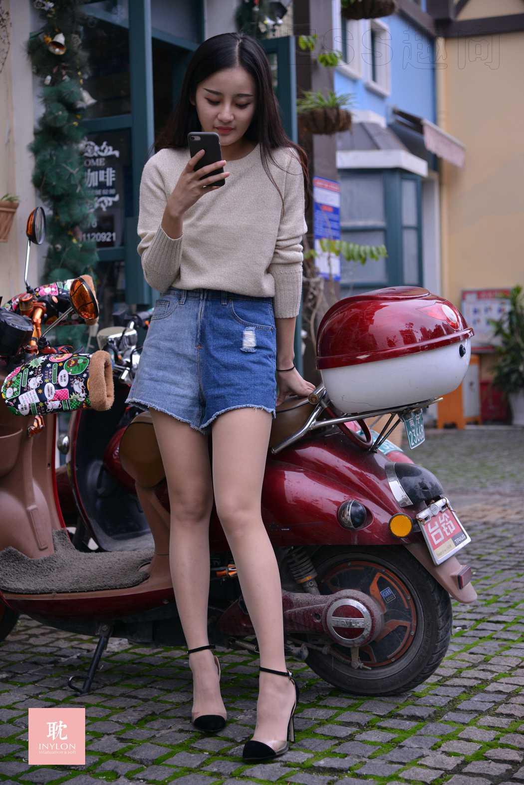 图片[21]-[IESS异思趣向] 普惠集 101 – 诗琪 – 路遇手机上瘾小姐姐 在线浏览 – 速更版-美库