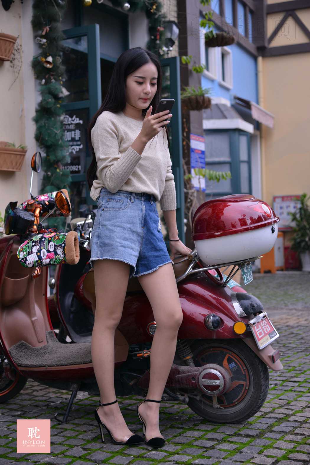 图片[81]-[IESS异思趣向] 普惠集 101 – 诗琪 – 路遇手机上瘾小姐姐 在线浏览 – 速更版-美库