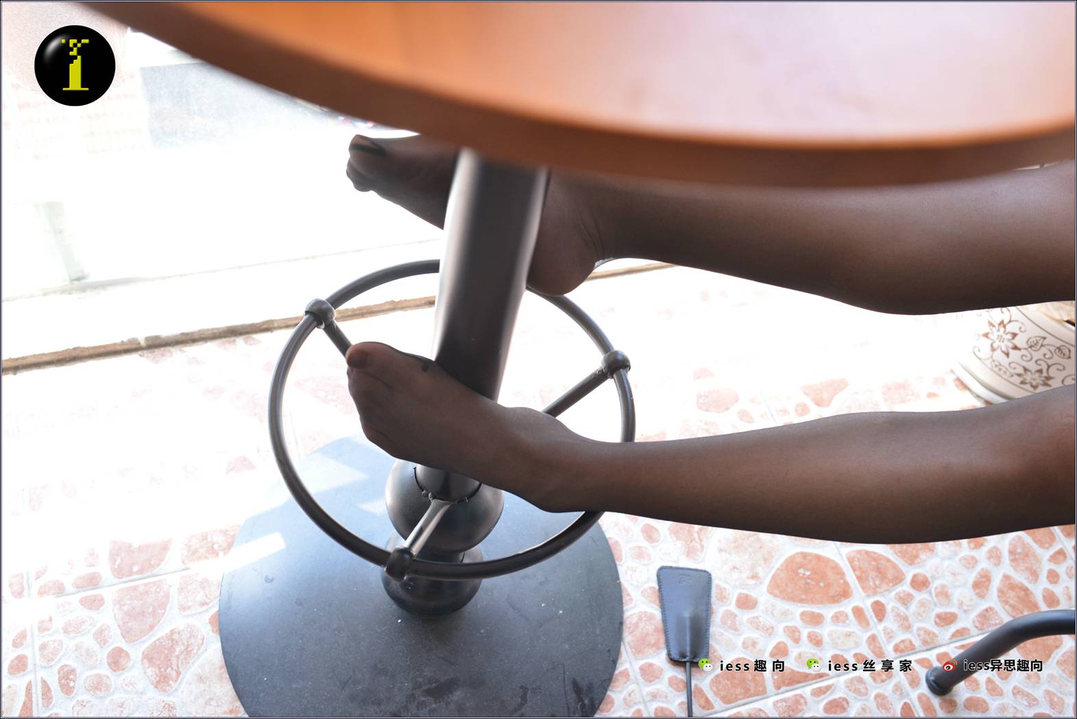 图片[94]-[IESS异思趣向] 普惠集 099-表妹职业黑凉拖特写 II 在线浏览 – 速更版-美库