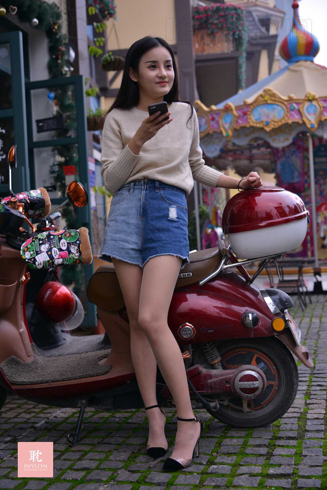 图片[16]-[IESS异思趣向] 普惠集 101 – 诗琪 – 路遇手机上瘾小姐姐 在线浏览 – 速更版-美库