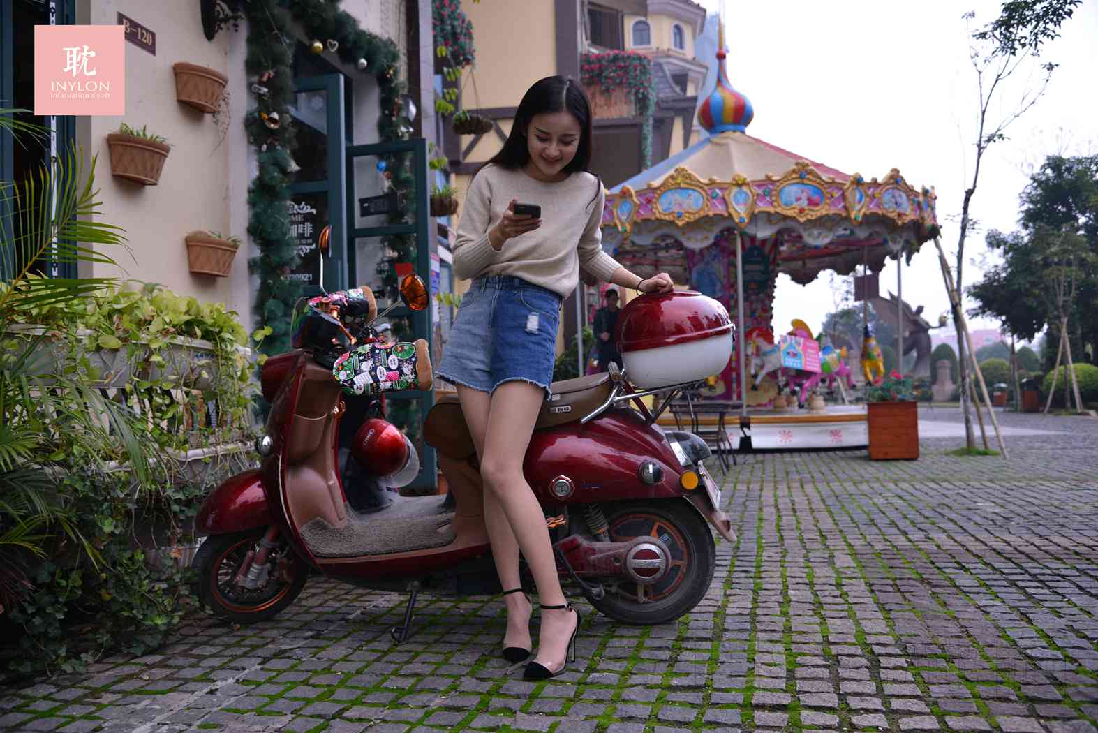 图片[6]-[IESS异思趣向] 普惠集 101 – 诗琪 – 路遇手机上瘾小姐姐 在线浏览 – 速更版-美库