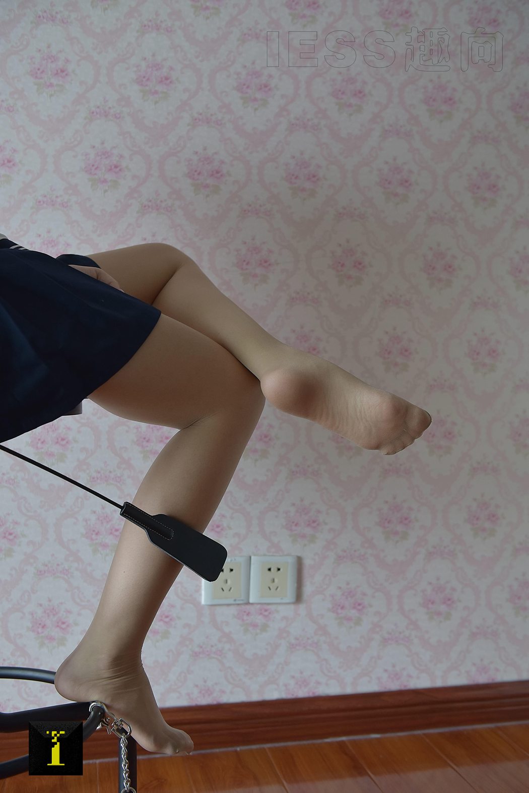 图片[16]-[IESS异思趣向] 普惠集 111 馨月-小皮鞭 在线浏览 – 速更版-美库