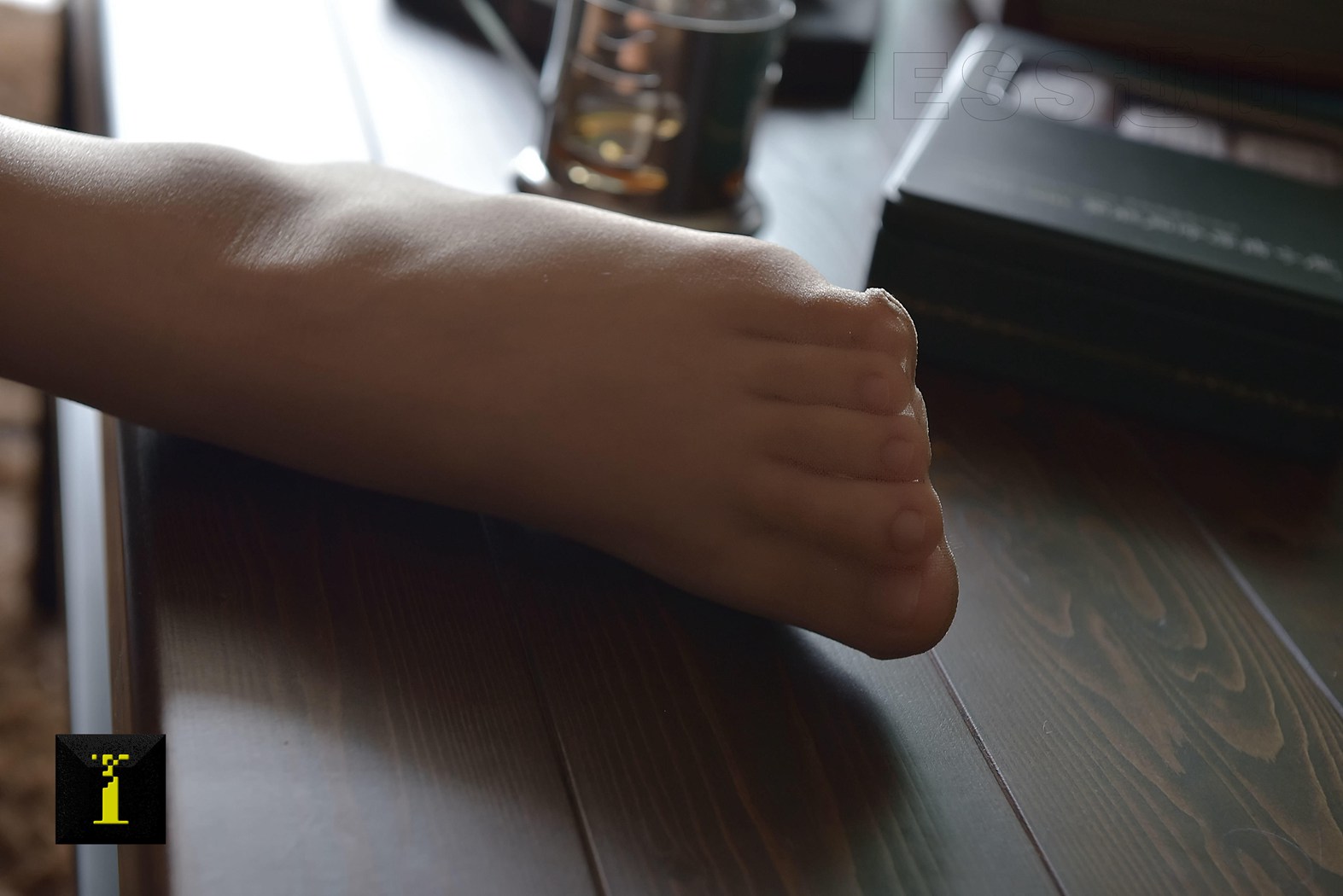 图片[25]-[IESS异思趣向] 普惠集 110 馨月-馨月的肉丝足 在线浏览 – 速更版-美库