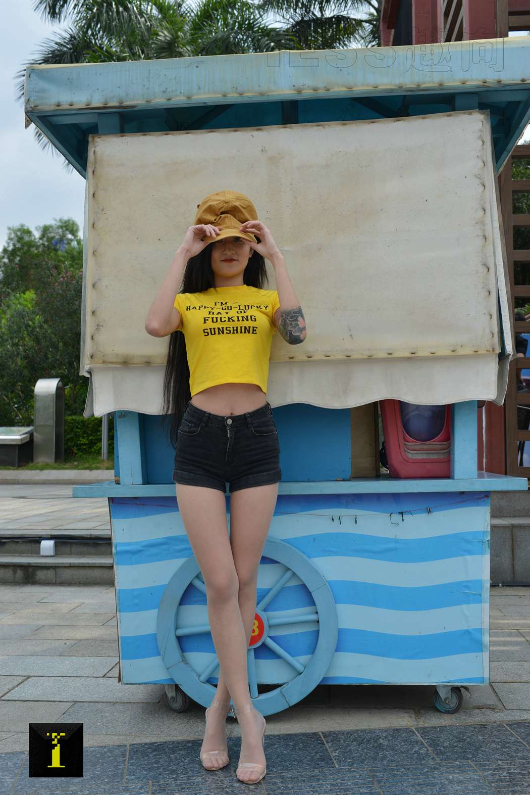 图片[35]-[IESS异思趣向] 普惠集 112 潇潇 – 腿鉴 在线浏览 – 速更版-美库