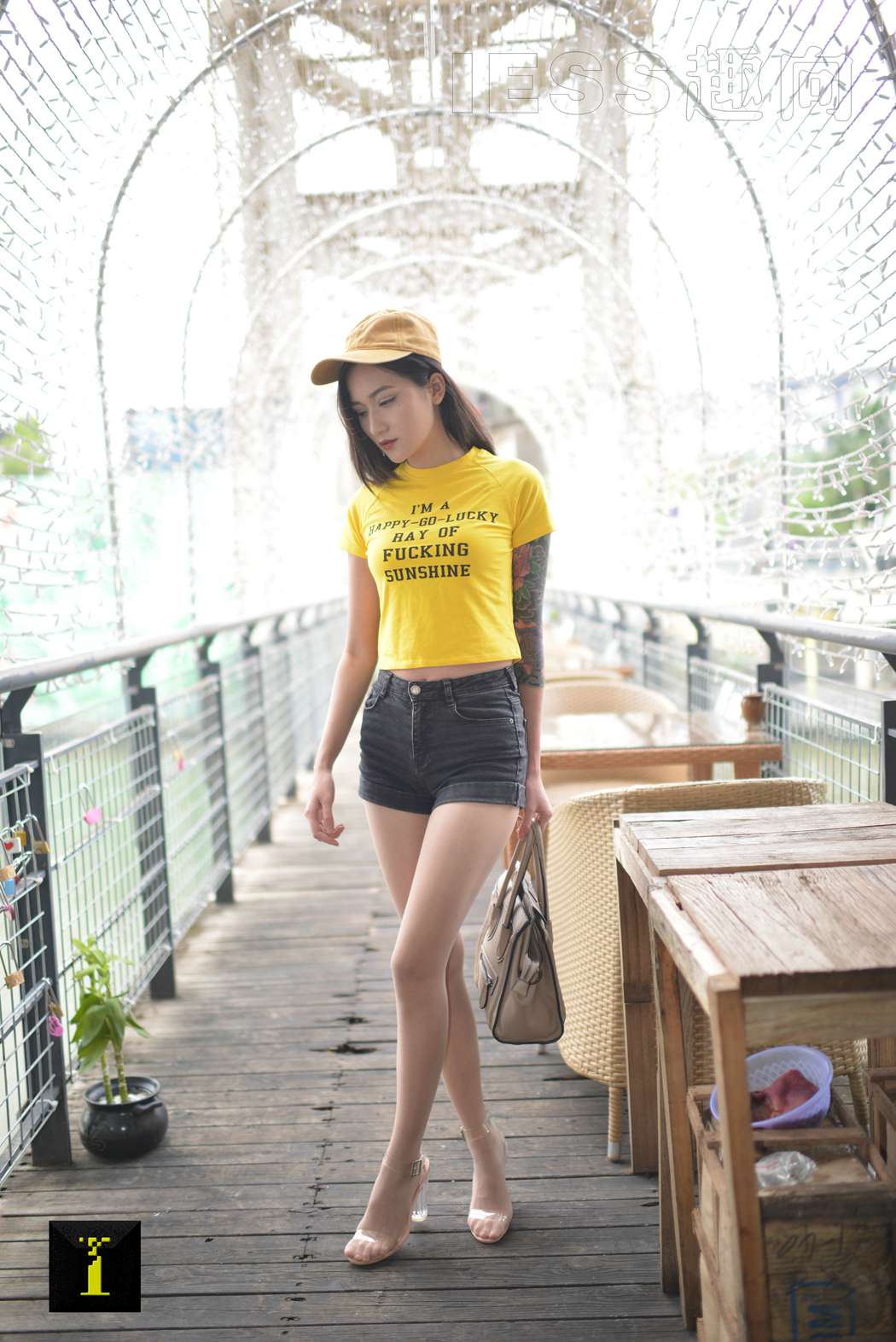 图片[20]-[IESS异思趣向] 普惠集 112 潇潇 – 腿鉴 在线浏览 – 速更版-美库