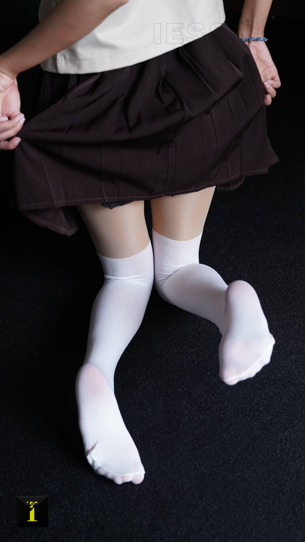 图片[27]-[IESS异思趣向] 普惠集 117 森爷-厚白丝 在线浏览 – 速更版-美库