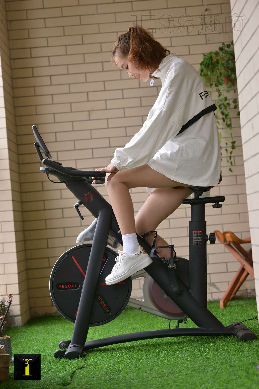 图片[35]-[IESS异思趣向] 普惠集 125 -茜 – 浓密的脚毛  在线浏览 – 速更版-美库