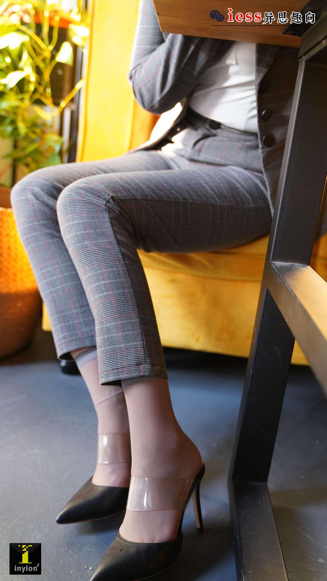 图片[65]-[IESS异思趣向] 普惠集 132-格格 精彩的短灰丝特写 在线浏览 – 速更版-美库