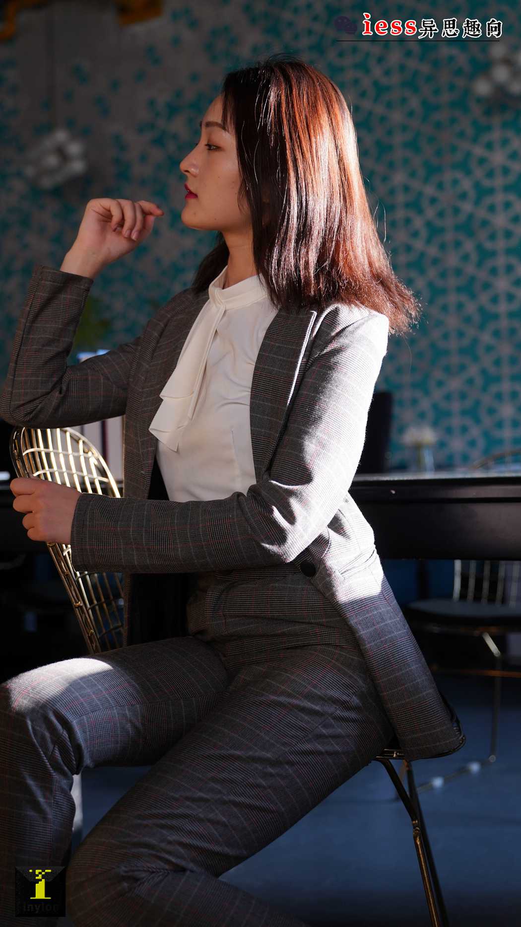 图片[45]-[IESS异思趣向] 普惠集 131 – 格格的短灰丝 在线浏览 – 速更版-美库