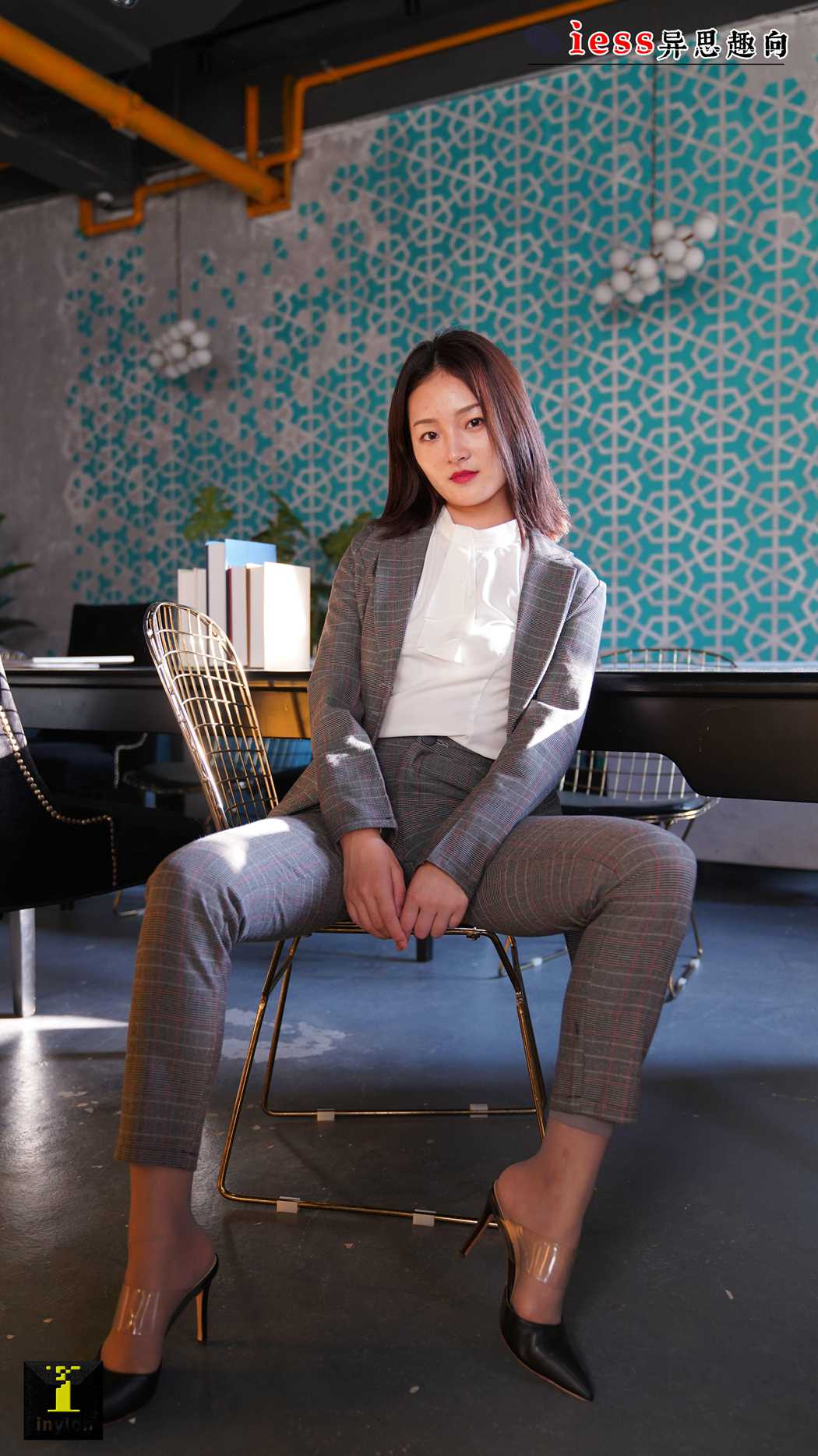 图片[38]-[IESS异思趣向] 普惠集 131 – 格格的短灰丝 在线浏览 – 速更版-美库