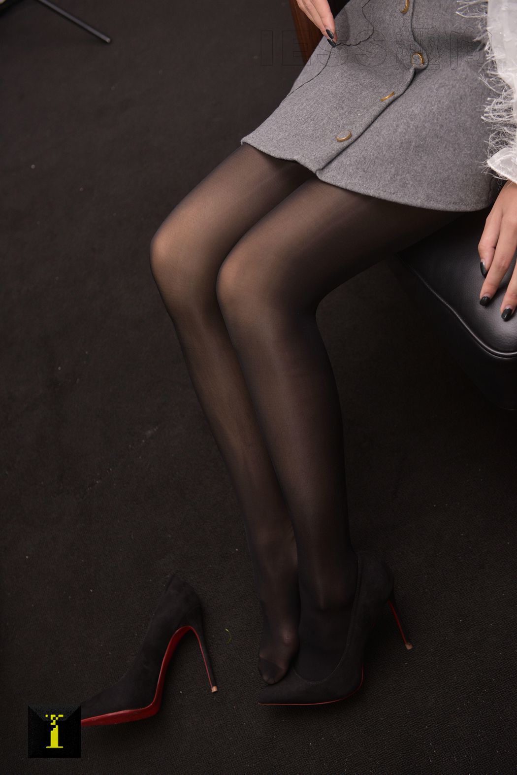 图片[48]-[IESS异思趣向] 普惠集 126 – 茜 – 新品黑丝 在线浏览 – 速更版-美库