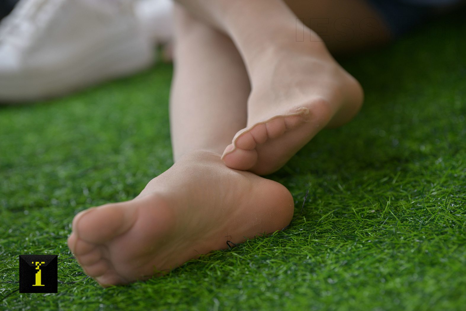 图片[67]-[IESS异思趣向] 普惠集 125 -茜 – 浓密的脚毛  在线浏览 – 速更版-美库