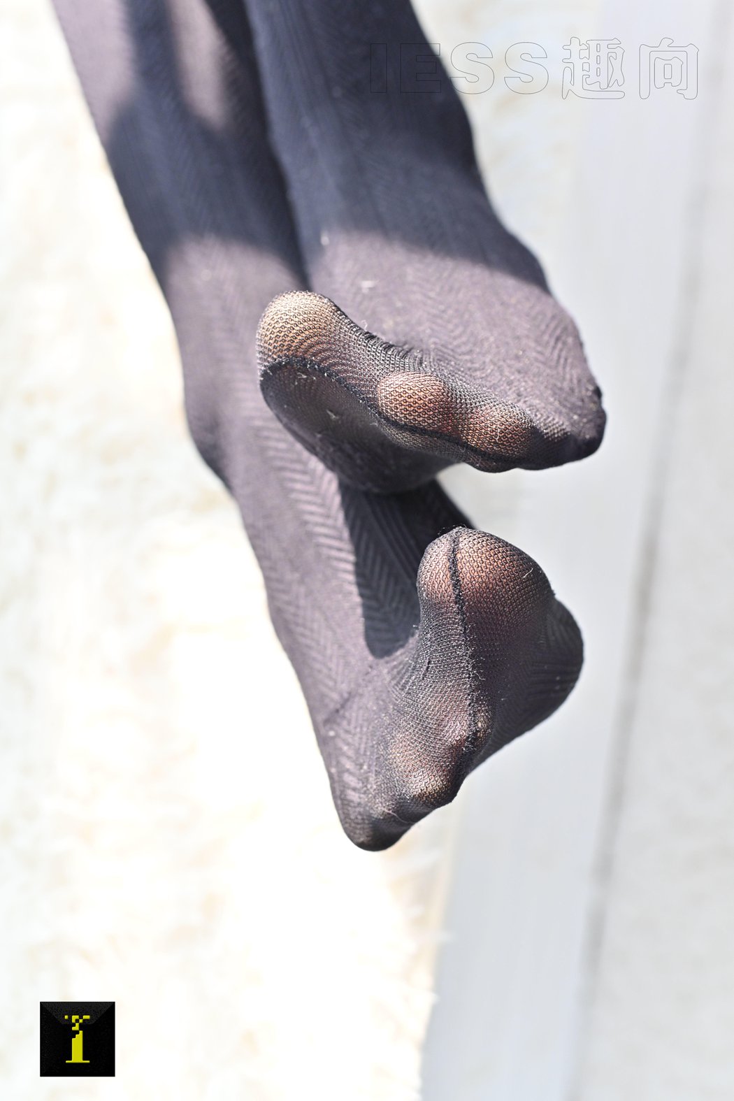 图片[39]-[IESS异思趣向] 普惠集 140-厚袜子 在线浏览 – 速更版-美库