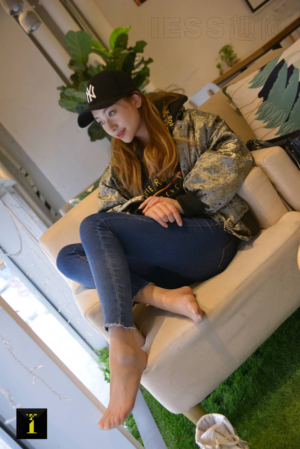 图片[33]-[IESS异思趣向] 普惠集136-小捷的双层袜 在线浏览 – 速更版-美库