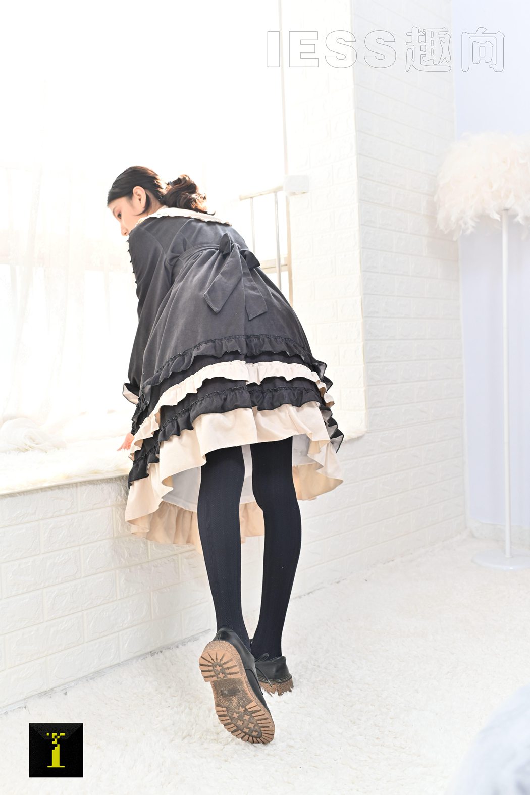 图片[70]-[IESS异思趣向] 普惠集 140-厚袜子 在线浏览 – 速更版-美库