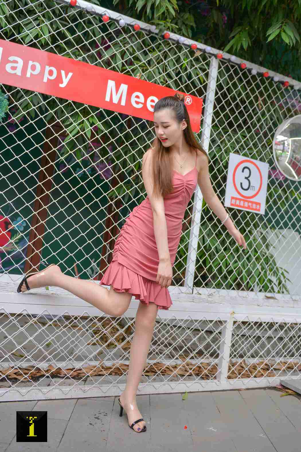 图片[68]-[IESS异思趣向] 普惠集 143-九妹的夏天 在线浏览 – 速更版-美库