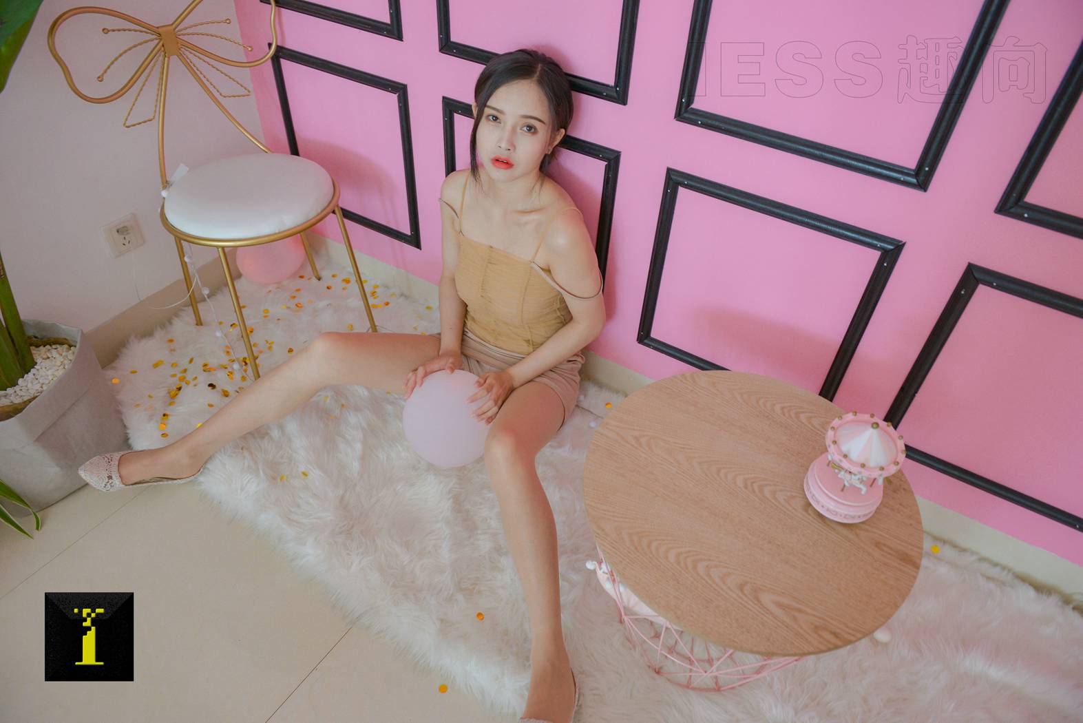 图片[90]-[IESS异思趣向] 普惠集 142-小羽的肉丝 2 在线浏览 – 速更版-美库