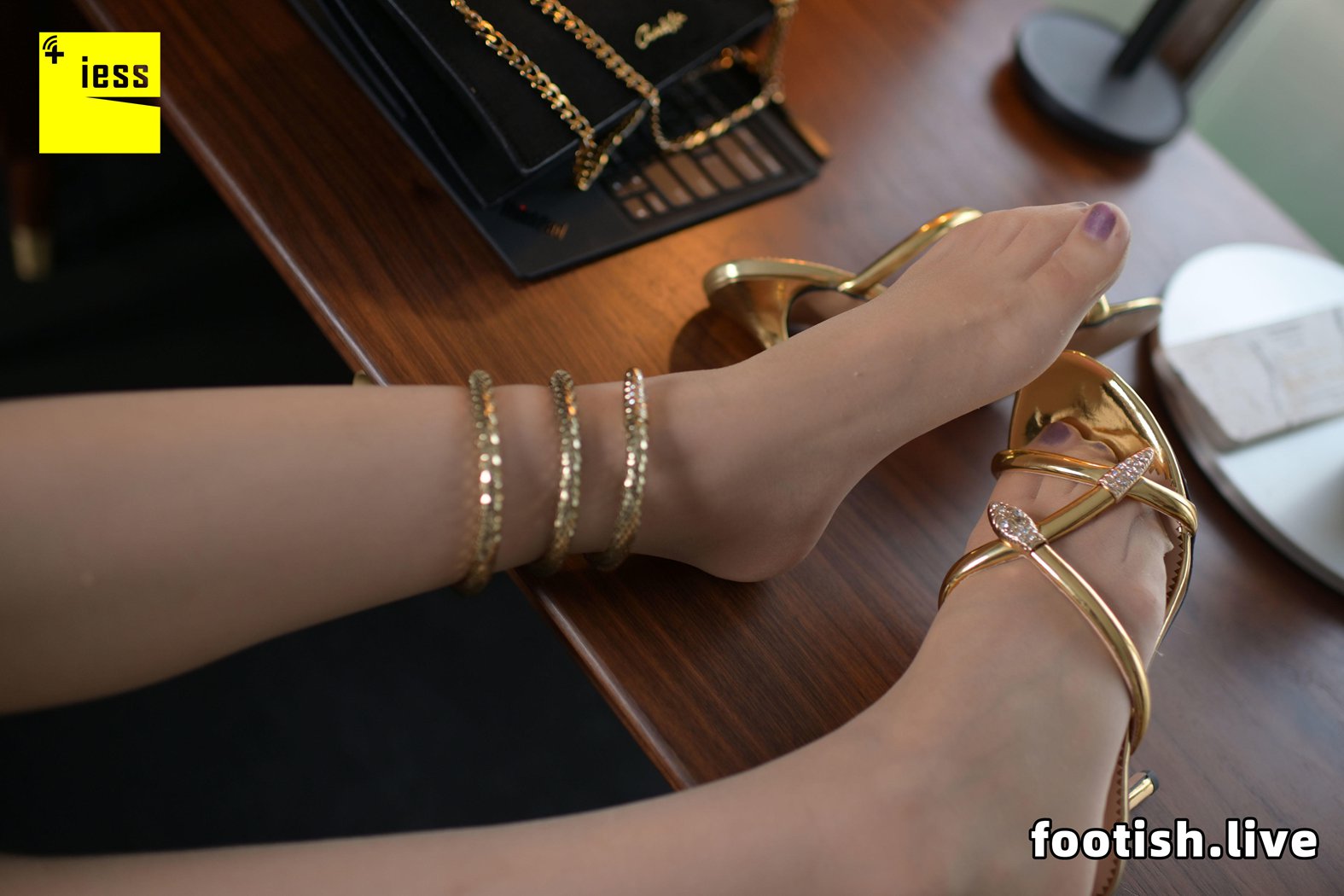 图片[73]-[IESS异思趣向] 普惠集 146 丢丢 丢丢的脚 在线浏览 – 速更版-美库