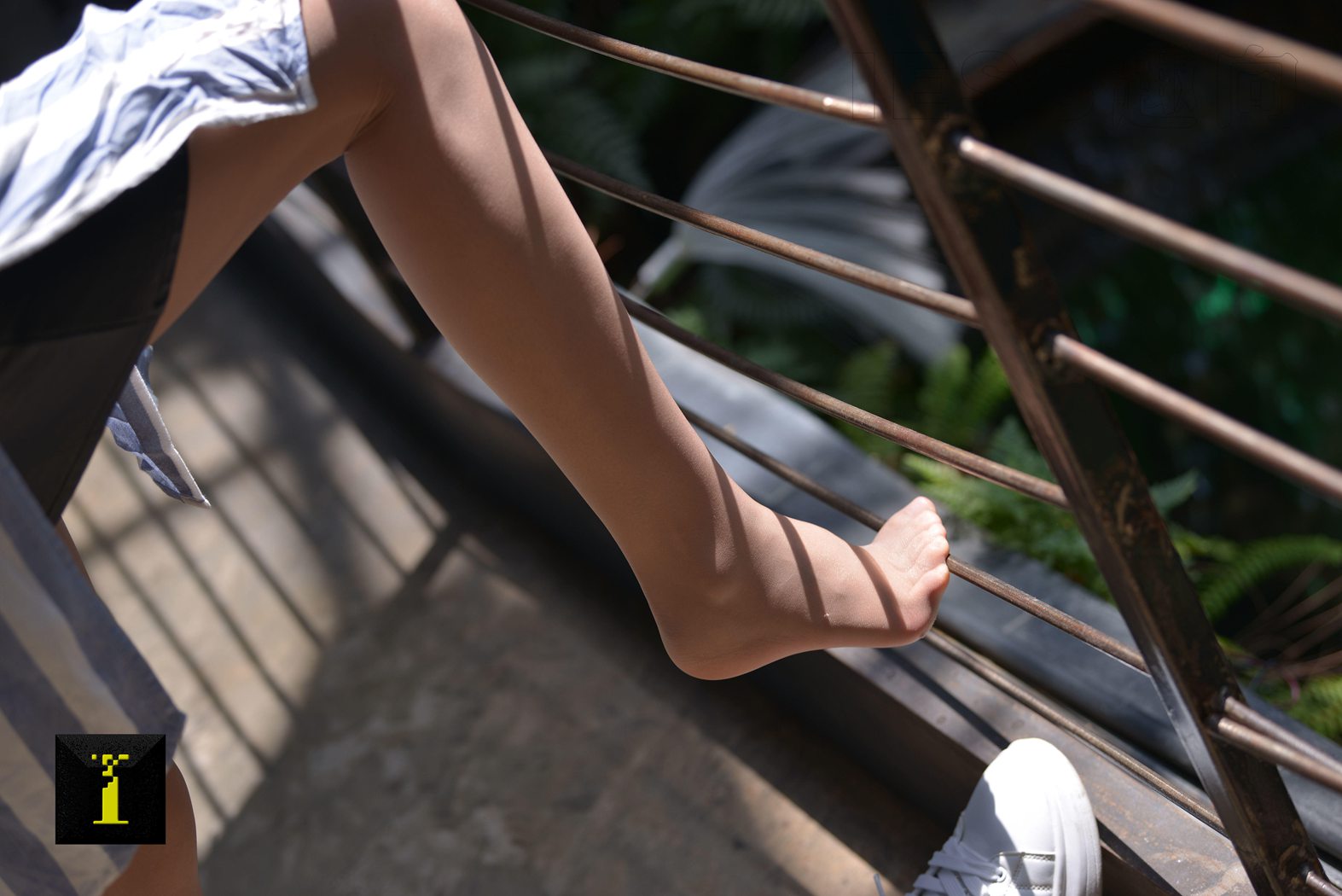 图片[12]-[IESS异思趣向] 普惠集 153 阿离-最纯情的34码小白鞋 在线浏览 – 速更版-美库