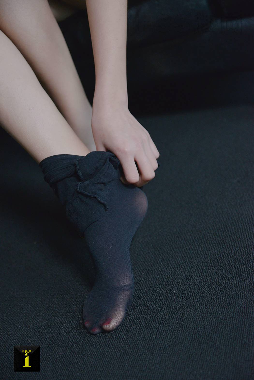 图片[26]-[IESS异思趣向] 普惠集 156-若琪的裸腿 在线浏览 – 速更版-美库