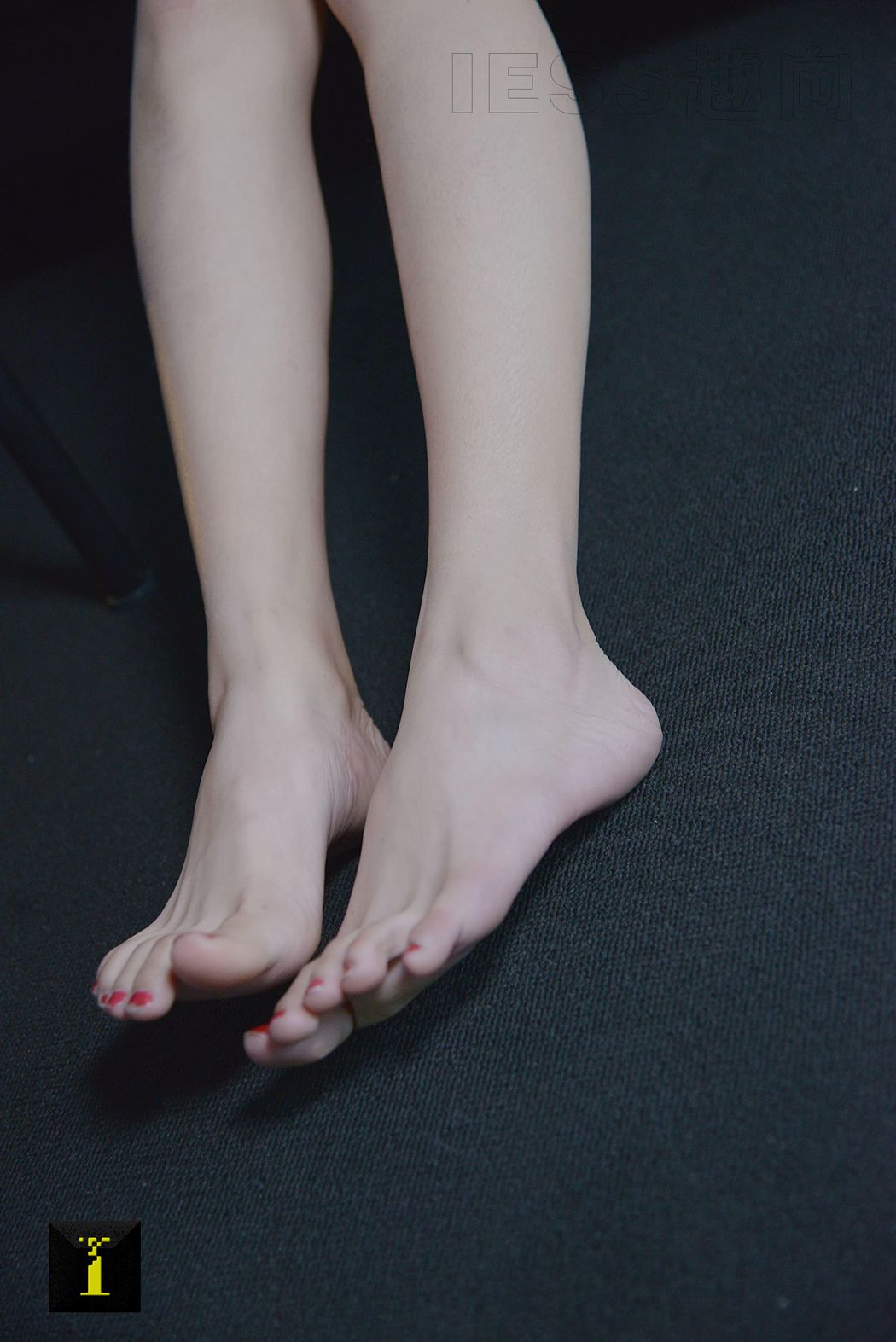 图片[25]-[IESS异思趣向] 普惠集 156-若琪的裸腿 在线浏览 – 速更版-美库