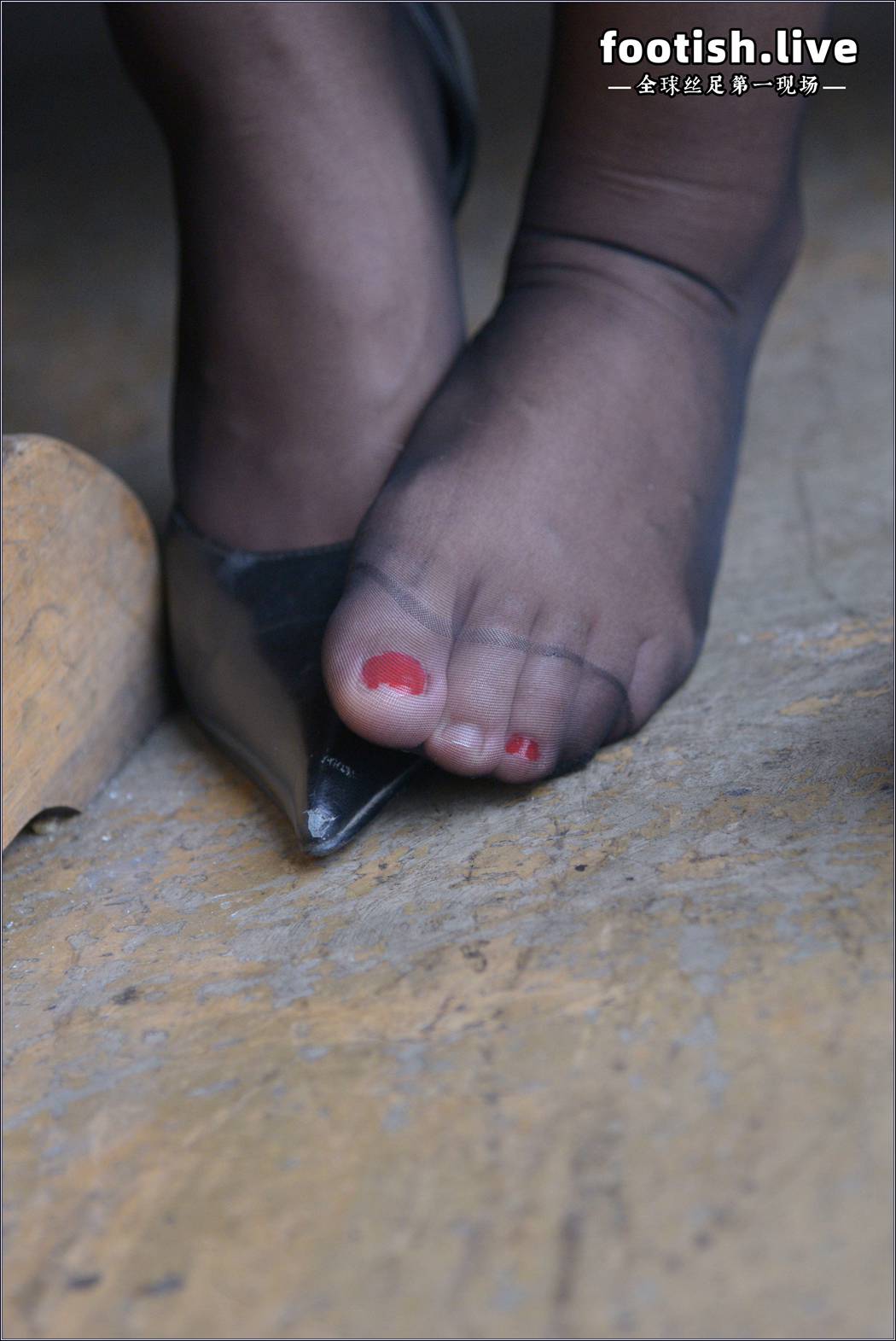 图片[81]-[IESS异思趣向] 普惠集 163-小黑妹婧婧 最棒的嘿丝美足1  在线浏览 – 速更版-美库