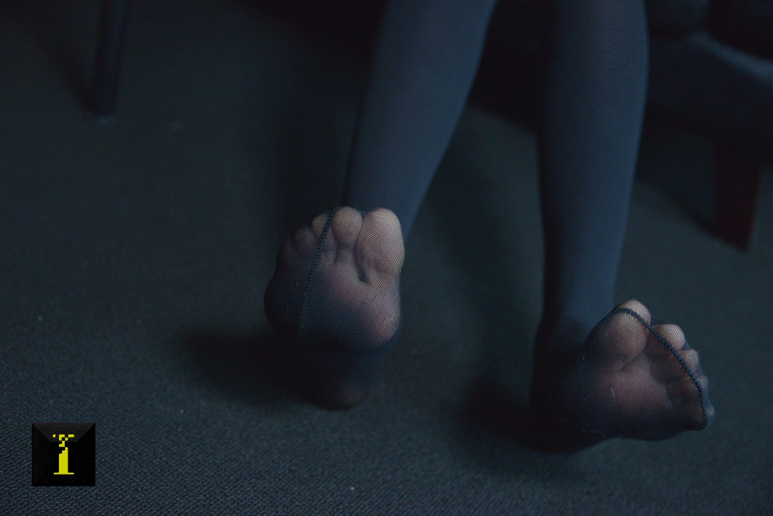 图片[75]-[IESS异思趣向] 普惠集 156-若琪的裸腿 在线浏览 – 速更版-美库