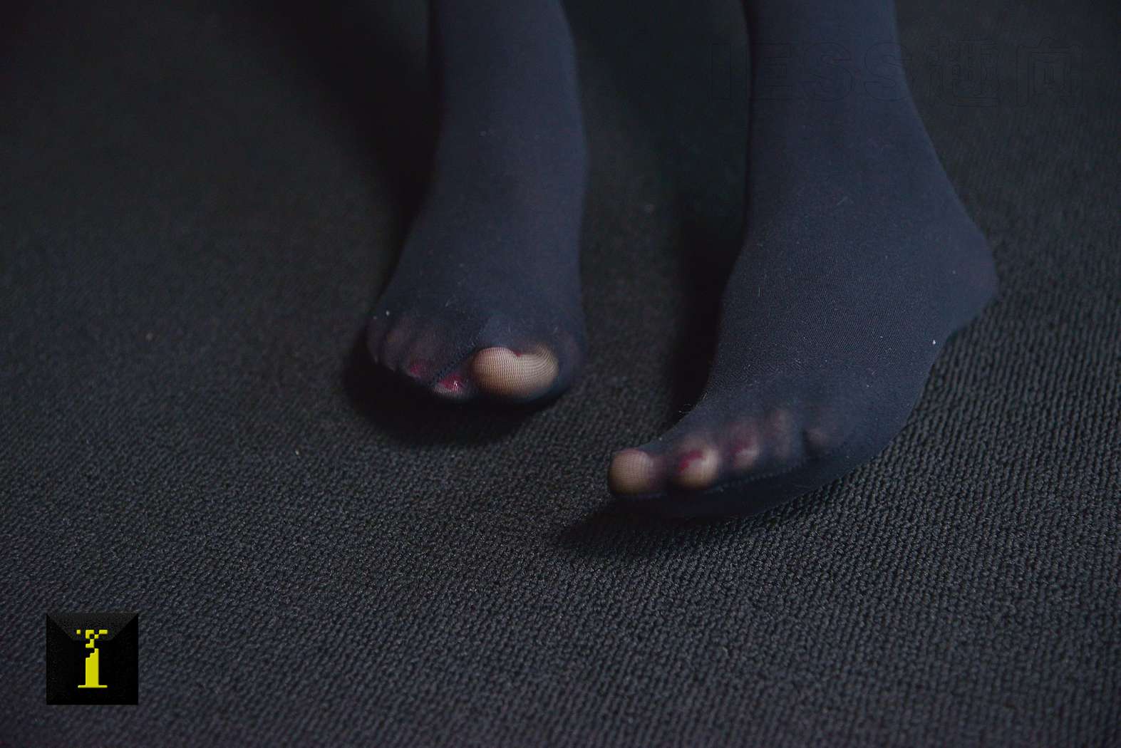 图片[77]-[IESS异思趣向] 普惠集 156-若琪的裸腿 在线浏览 – 速更版-美库