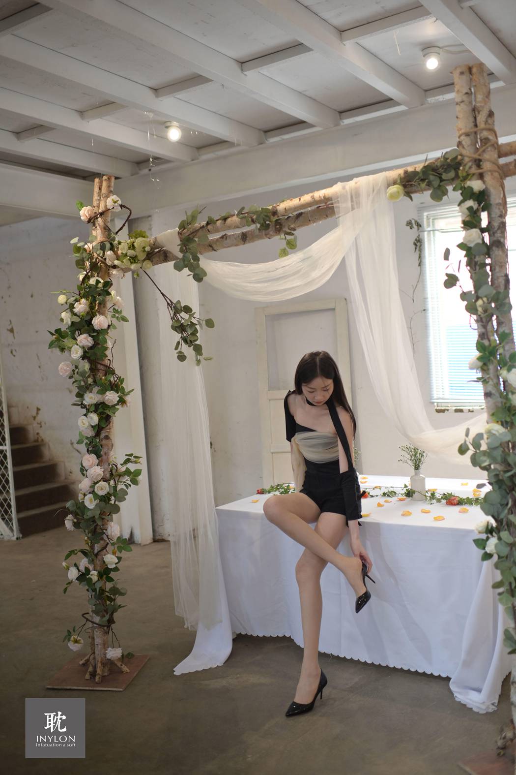 图片[65]-[IESS异思趣向] 普惠集 176 – 腿霸的时常随拍 在线浏览 – 速更版-美库