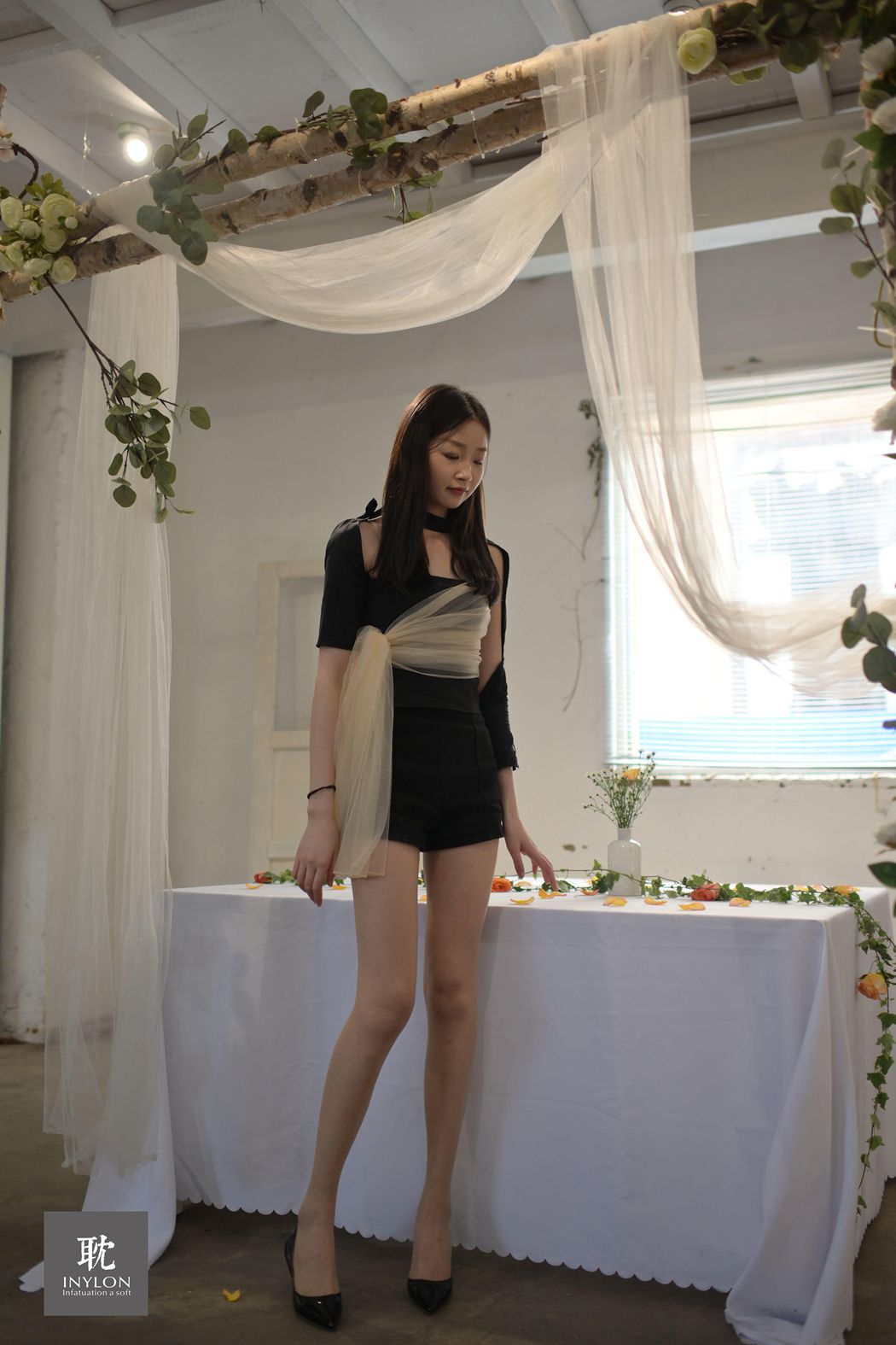 图片[55]-[IESS异思趣向] 普惠集 176 – 腿霸的时常随拍 在线浏览 – 速更版-美库