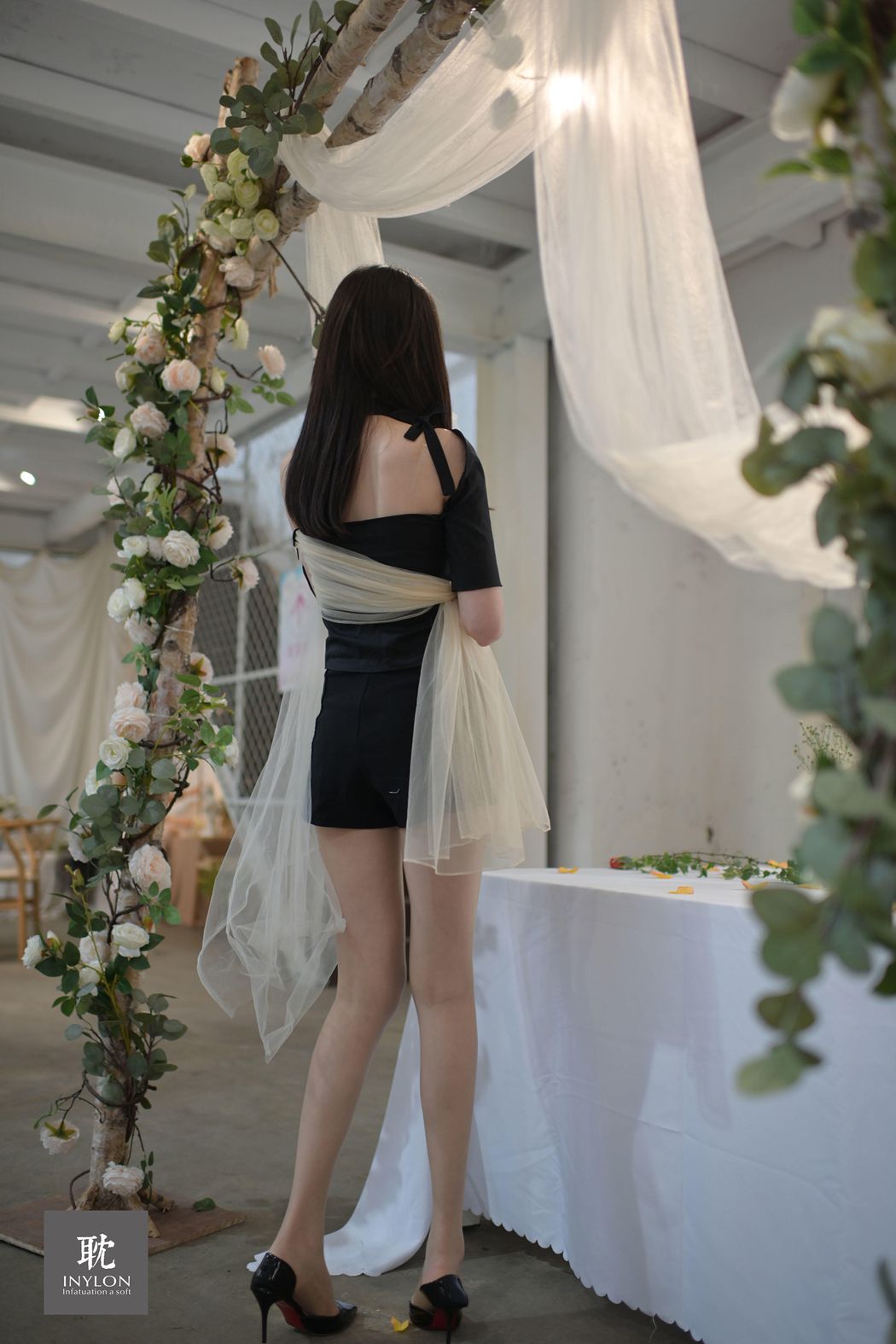 图片[69]-[IESS异思趣向] 普惠集 176 – 腿霸的时常随拍 在线浏览 – 速更版-美库