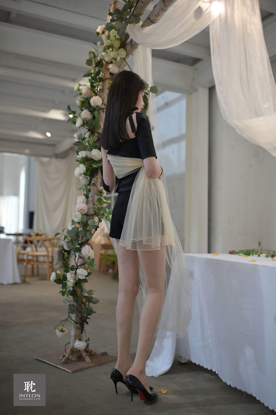 图片[61]-[IESS异思趣向] 普惠集 176 – 腿霸的时常随拍 在线浏览 – 速更版-美库