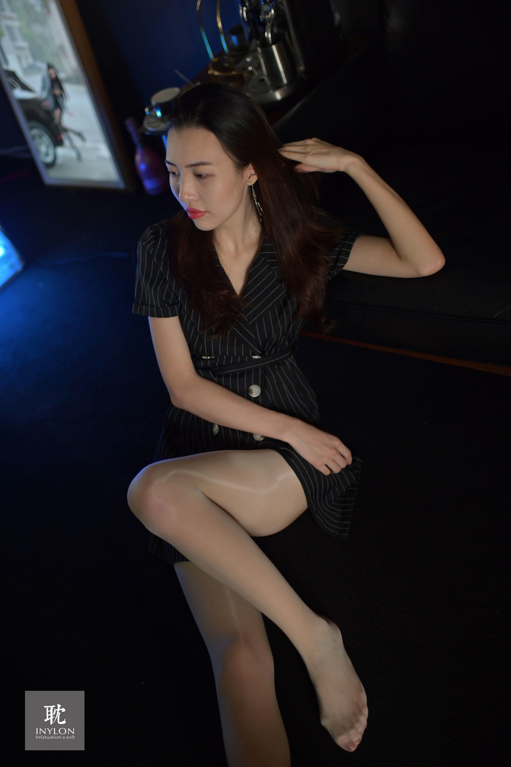 图片[32]-[IESS异思趣向] 普惠集 181-大妞的马油袜II  在线浏览 – 速更版-美库