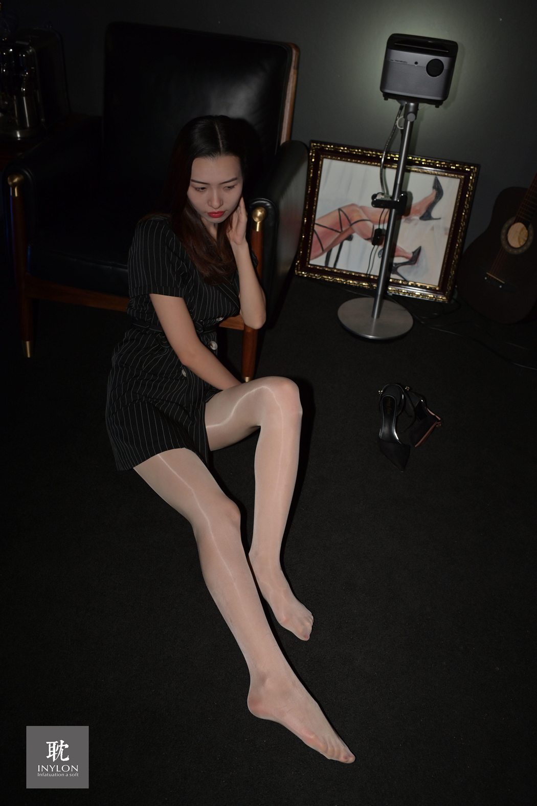 图片[7]-[IESS异思趣向] 普惠集 181-大妞的马油袜II  在线浏览 – 速更版-美库